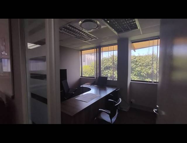 278M² OFFICE TO LET IN UMHLANGA RIDGE